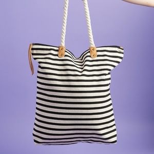 Summer & Rose Brittany Tote in Navy